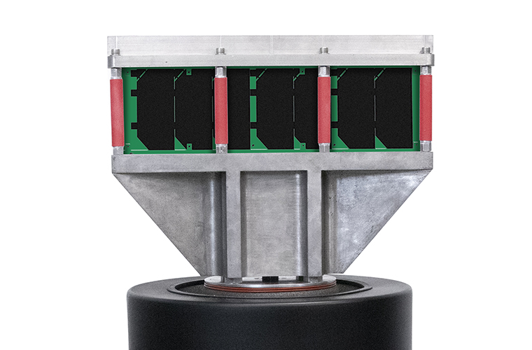 stp 2000x15 modal pod with cubesat